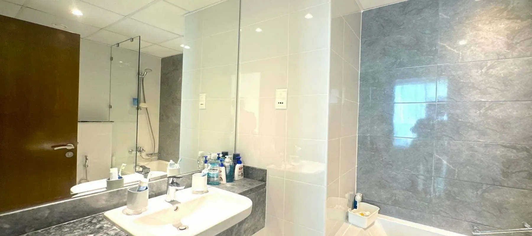 Noura Tower, Al Habtoor City, Business Bay, Dubai - Exclusive Links