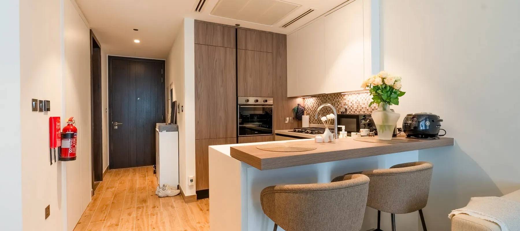 Jumeirah Living Marina Gate, Marina Gate, Dubai Marina, Dubai - Exclusive Links
