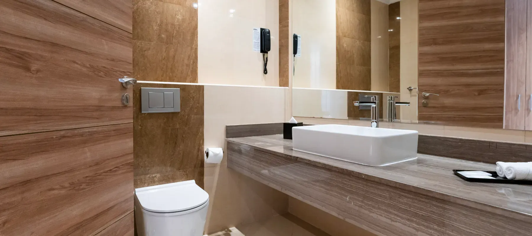 Pyramisa Hotel Apartments, Dubai Land, Dubai - Exclusive Links