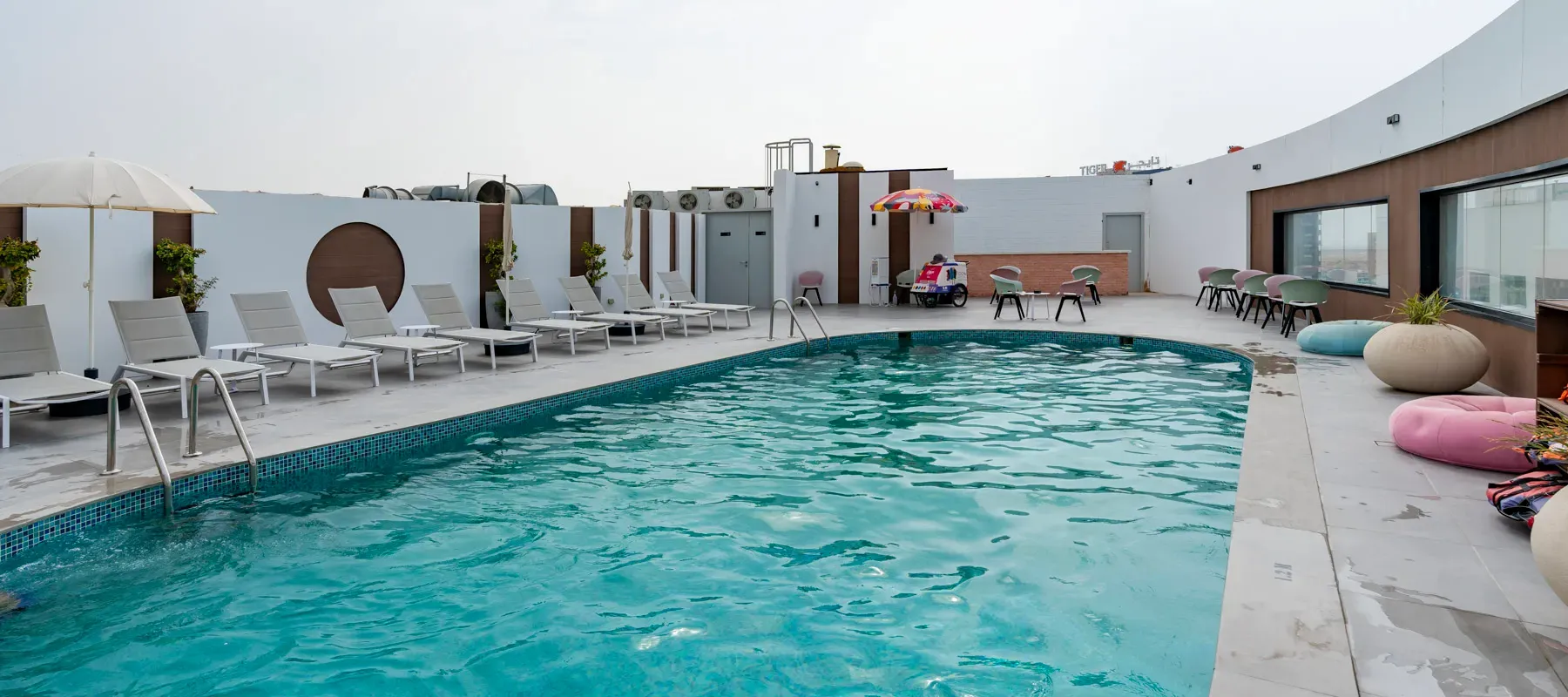 Pyramisa Hotel Apartments, Dubai Land, Dubai - Exclusive Links