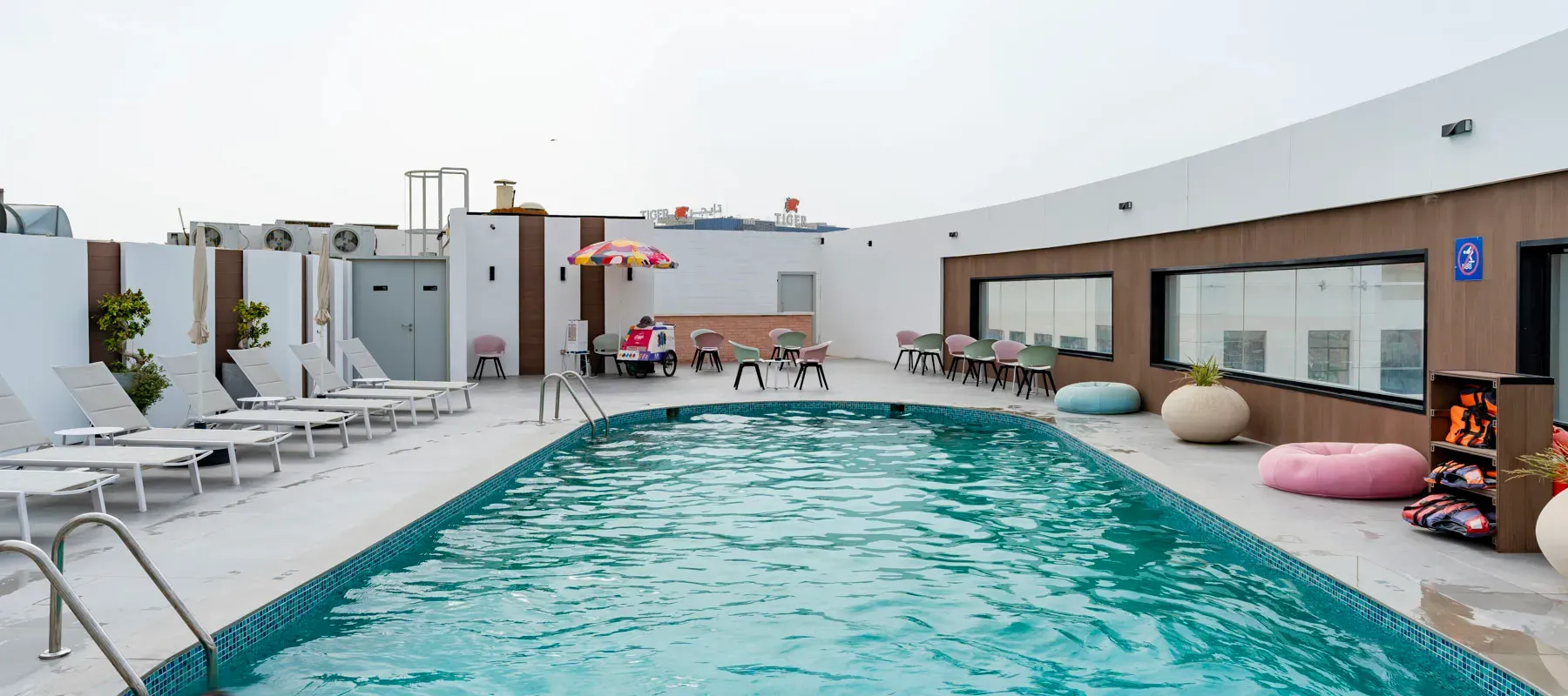 Pyramisa Hotel Apartments, Dubai Land, Dubai - Exclusive Links