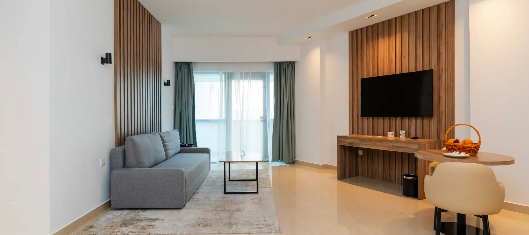 Pyramisa Hotel Apartments, Dubai Land, Dubai - Exclusive Links