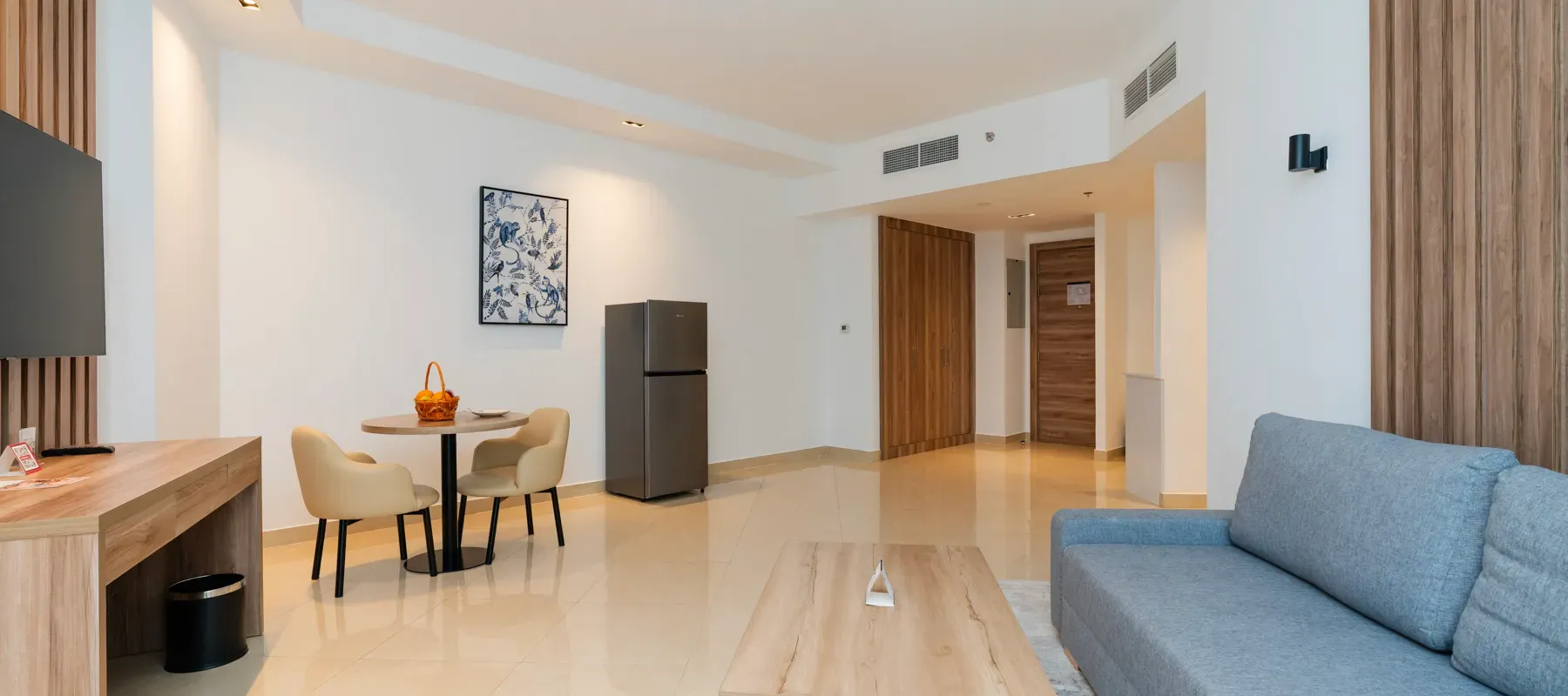 Pyramisa Hotel Apartments, Dubai Land, Dubai - Exclusive Links