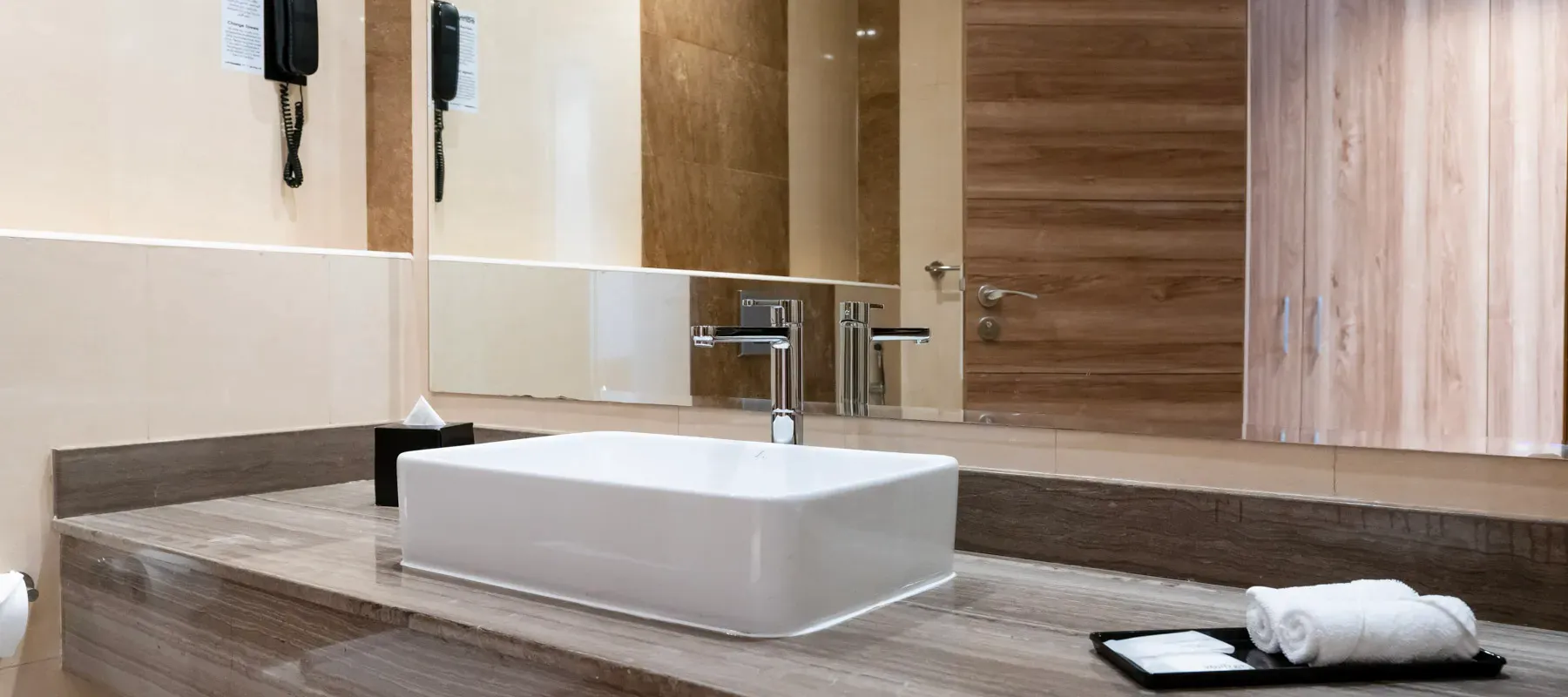 Pyramisa Hotel Apartments, Dubai Land, Dubai - Exclusive Links
