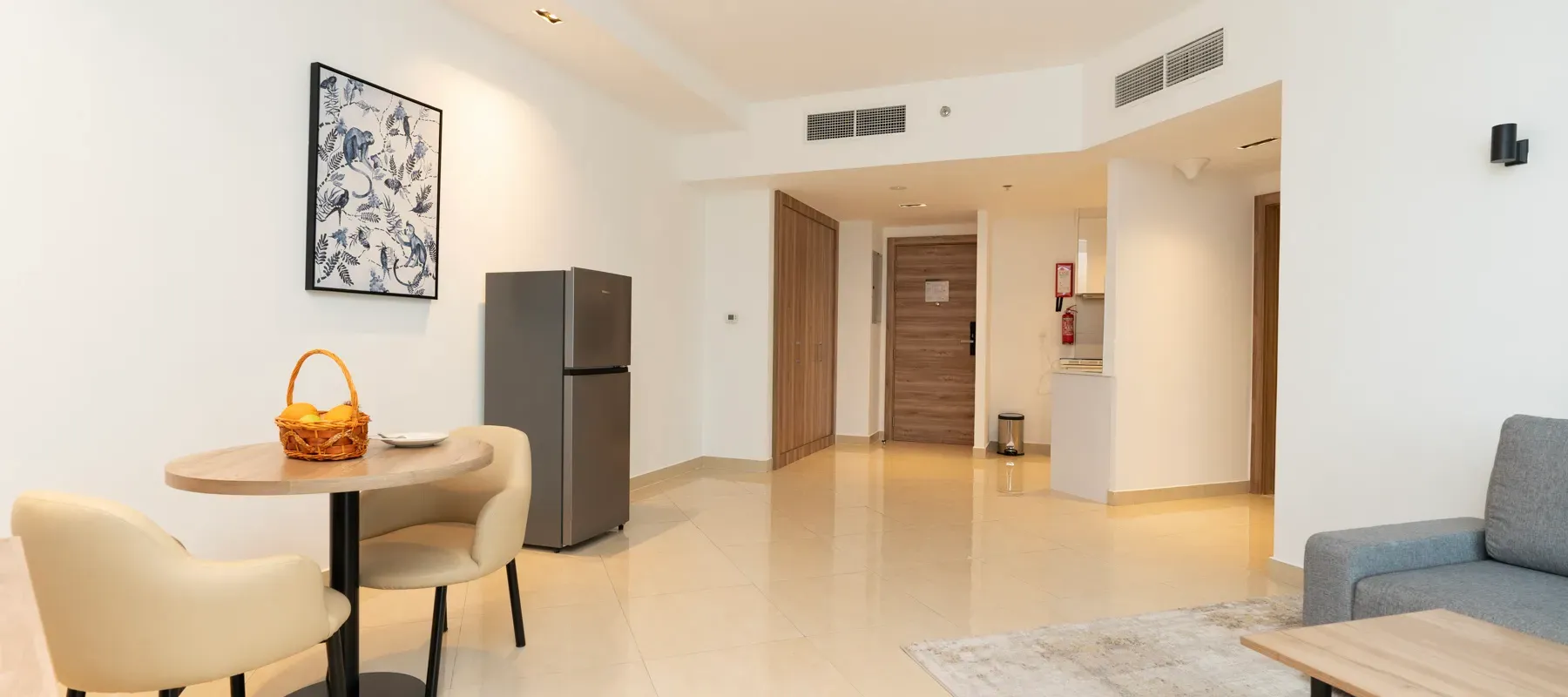 Pyramisa Hotel Apartments, Dubai Land, Dubai - Exclusive Links