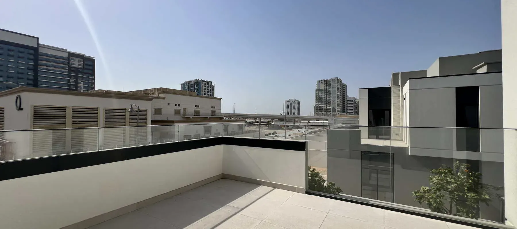 Murooj Al Furjan, Al Furjan, Dubai - Exclusive Links