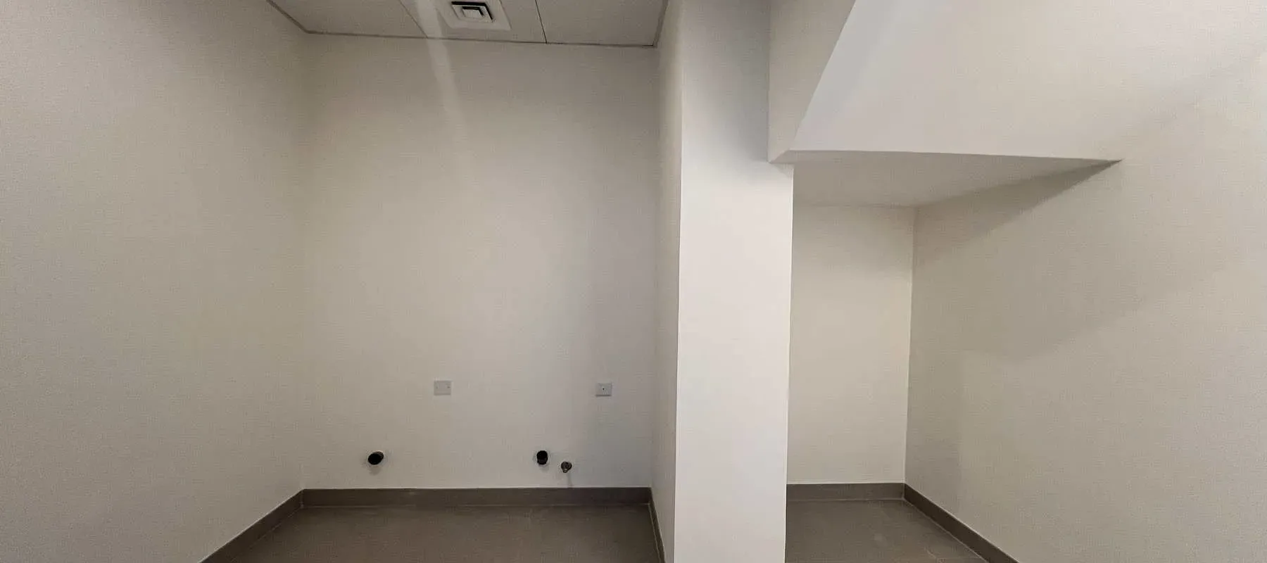Murooj Al Furjan, Al Furjan, Dubai - Exclusive Links