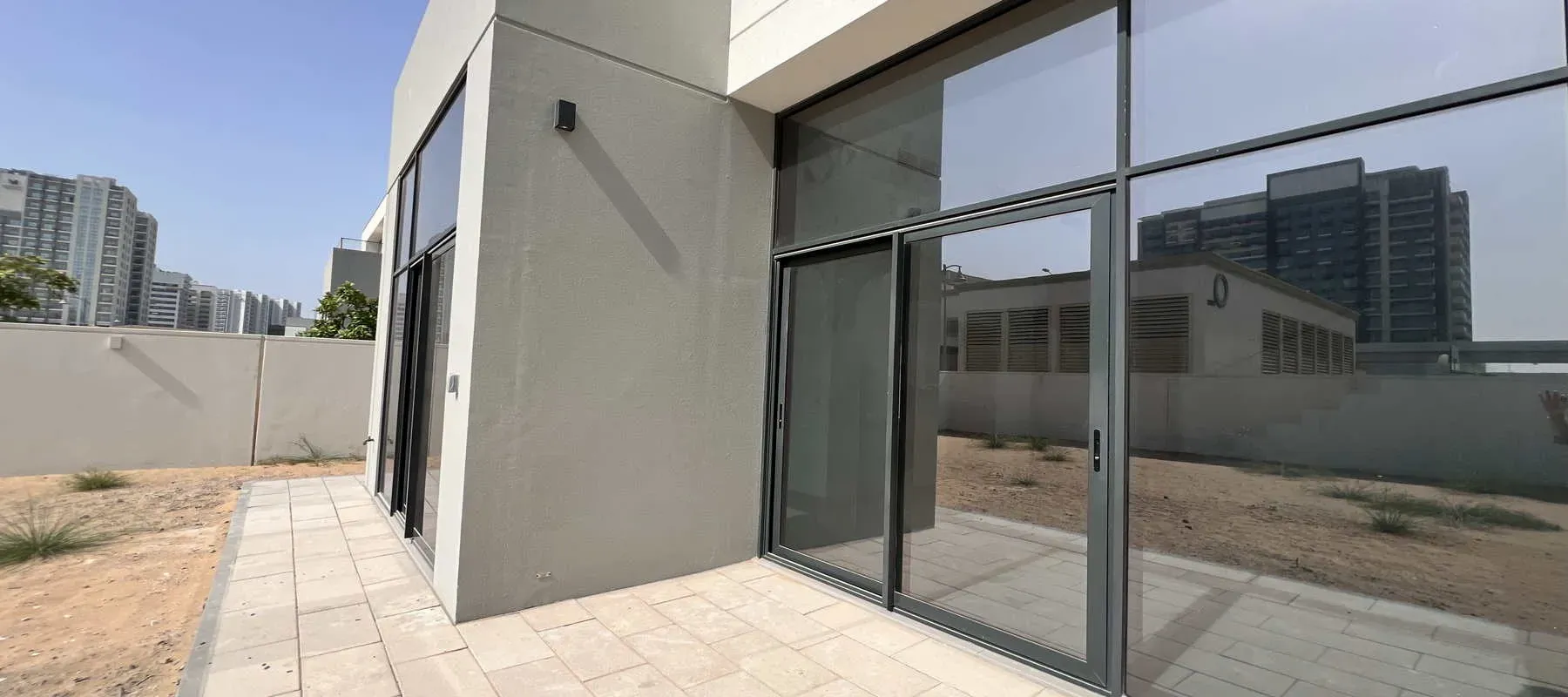 Murooj Al Furjan, Al Furjan, Dubai - Exclusive Links