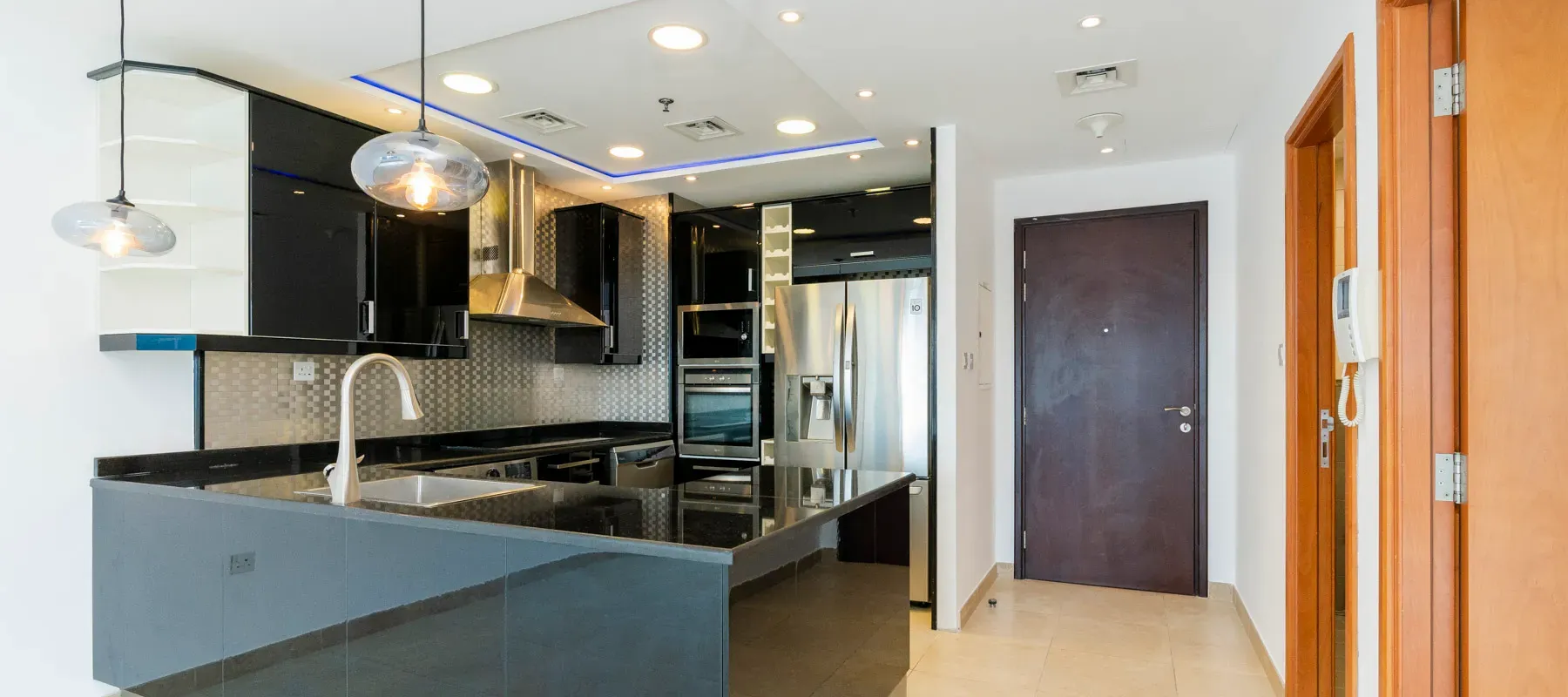 MAG 218, Dubai Marina, Dubai - Exclusive Links
