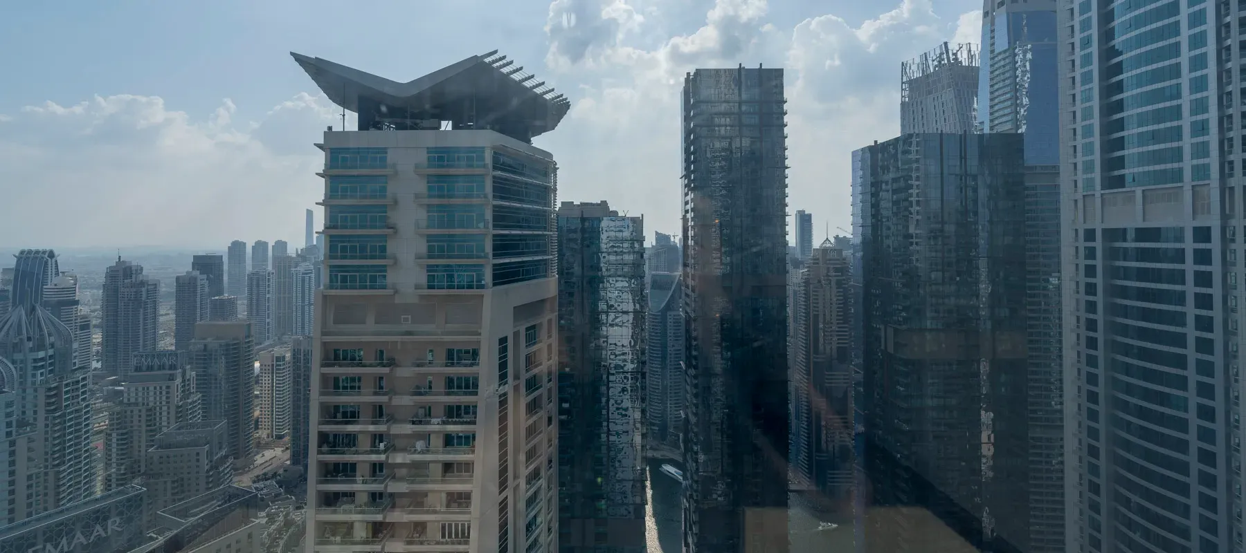 MAG 218, Dubai Marina, Dubai - Exclusive Links