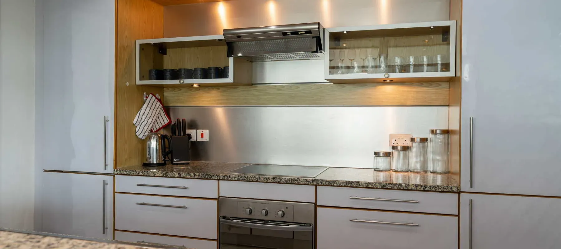 Al Majara 1, Al Majara, Dubai Marina, Dubai - Exclusive Links
