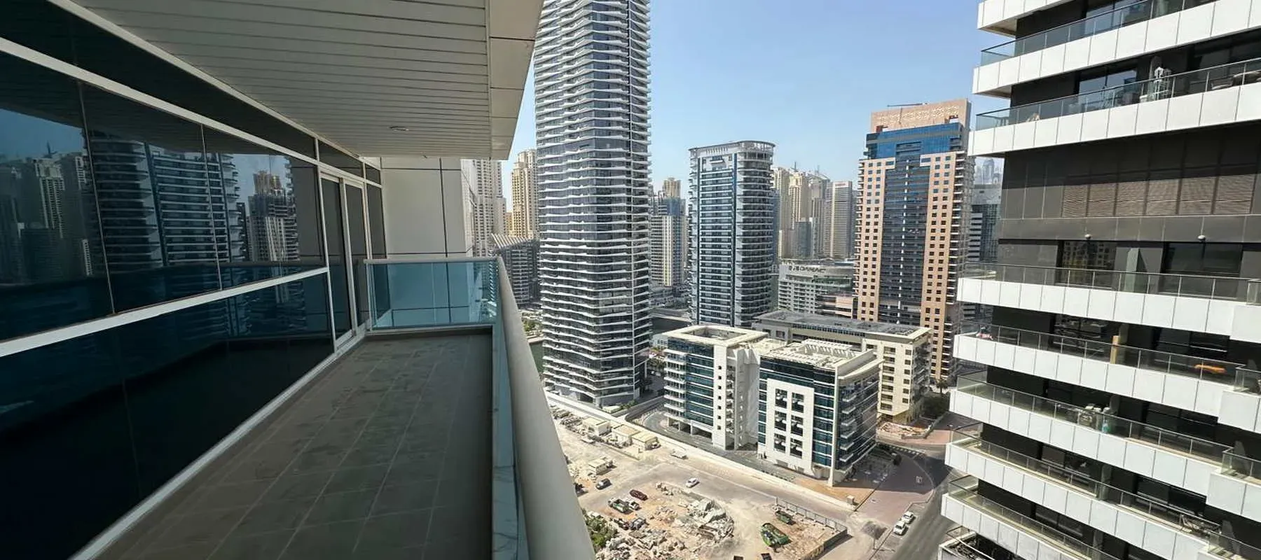 Opal Tower Marina, Dubai Marina, Dubai - Exclusive Links