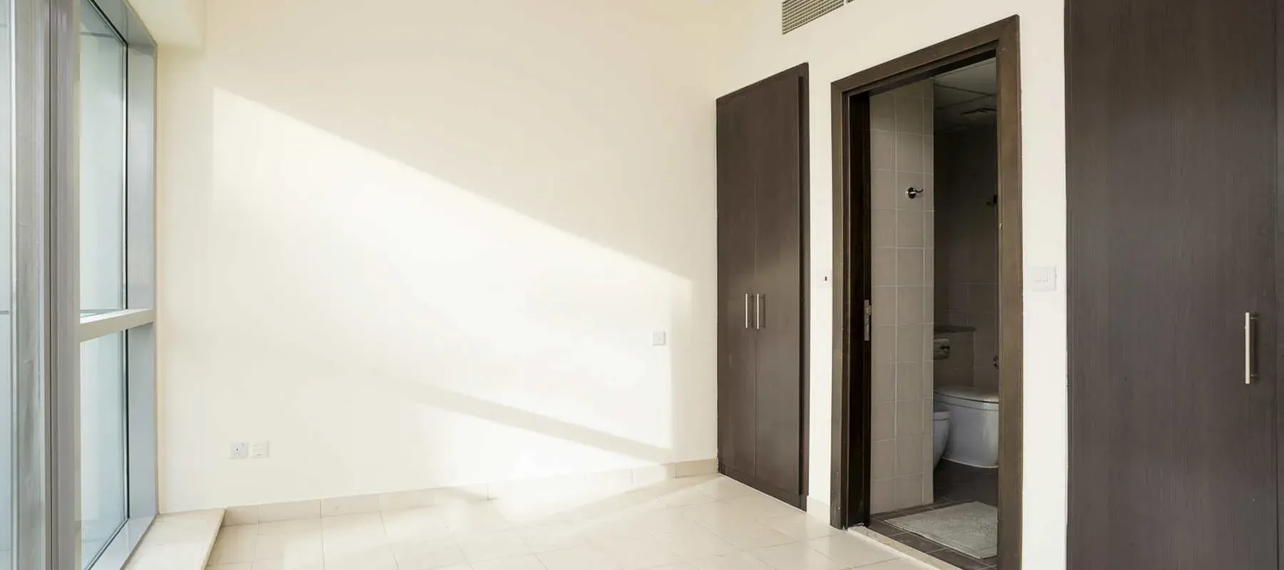 The Point, Dubai Marina, Dubai - Exclusive Links