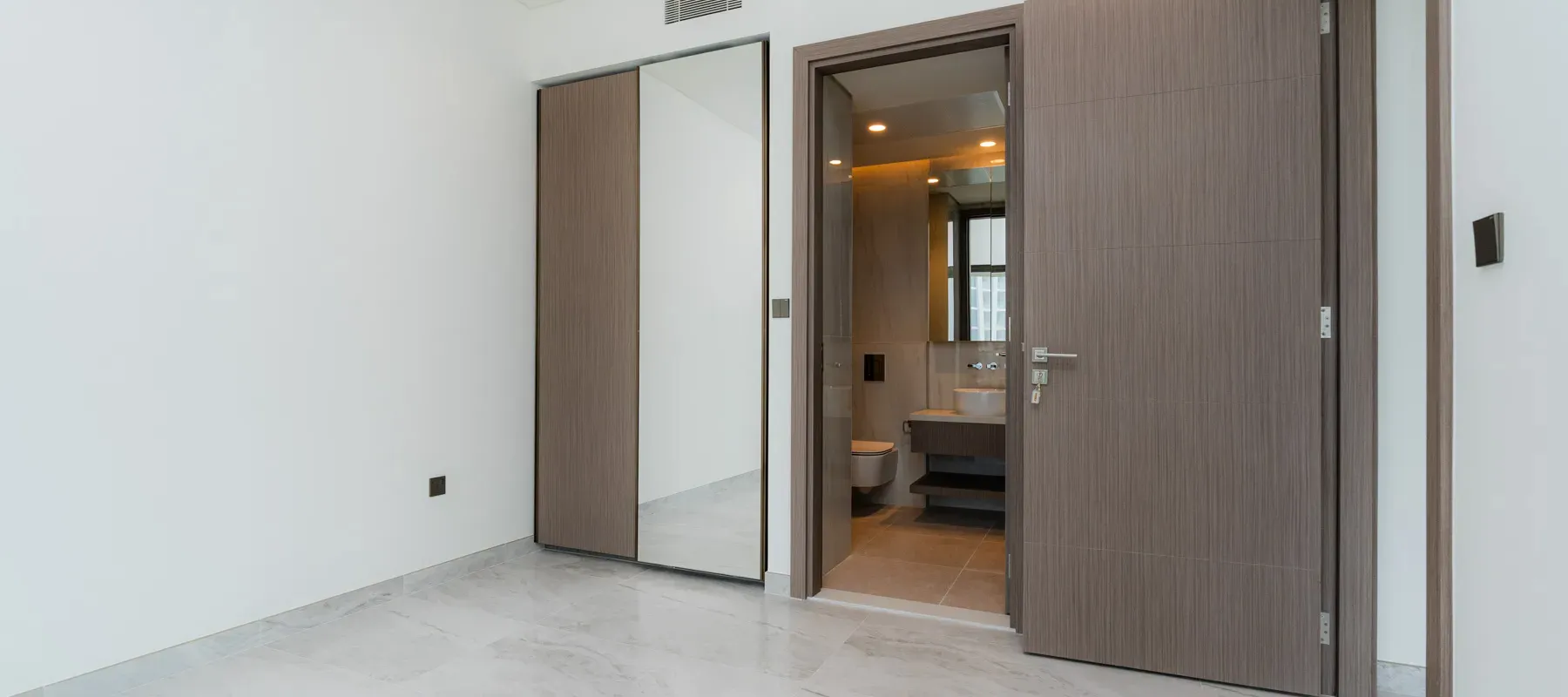 Peninsula Five, Peninsula, Business Bay, Dubai - Exclusive Links