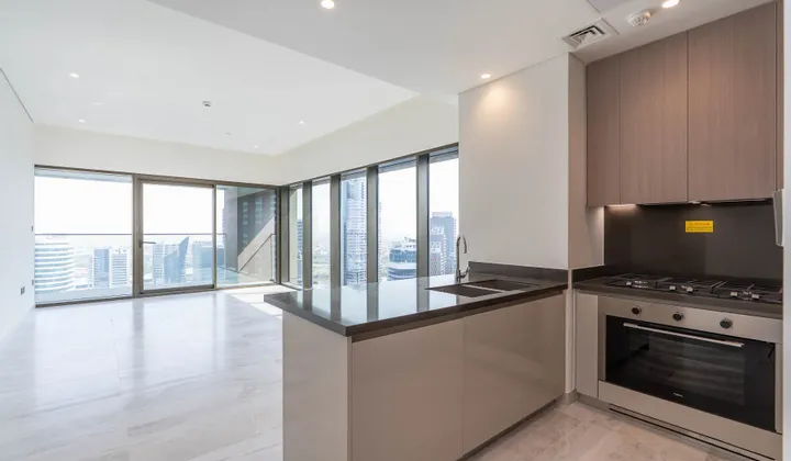 3 bedroom apartment To Let - Exclusive Links