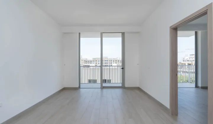 1 bedroom apartment For Sale - Exclusive Links