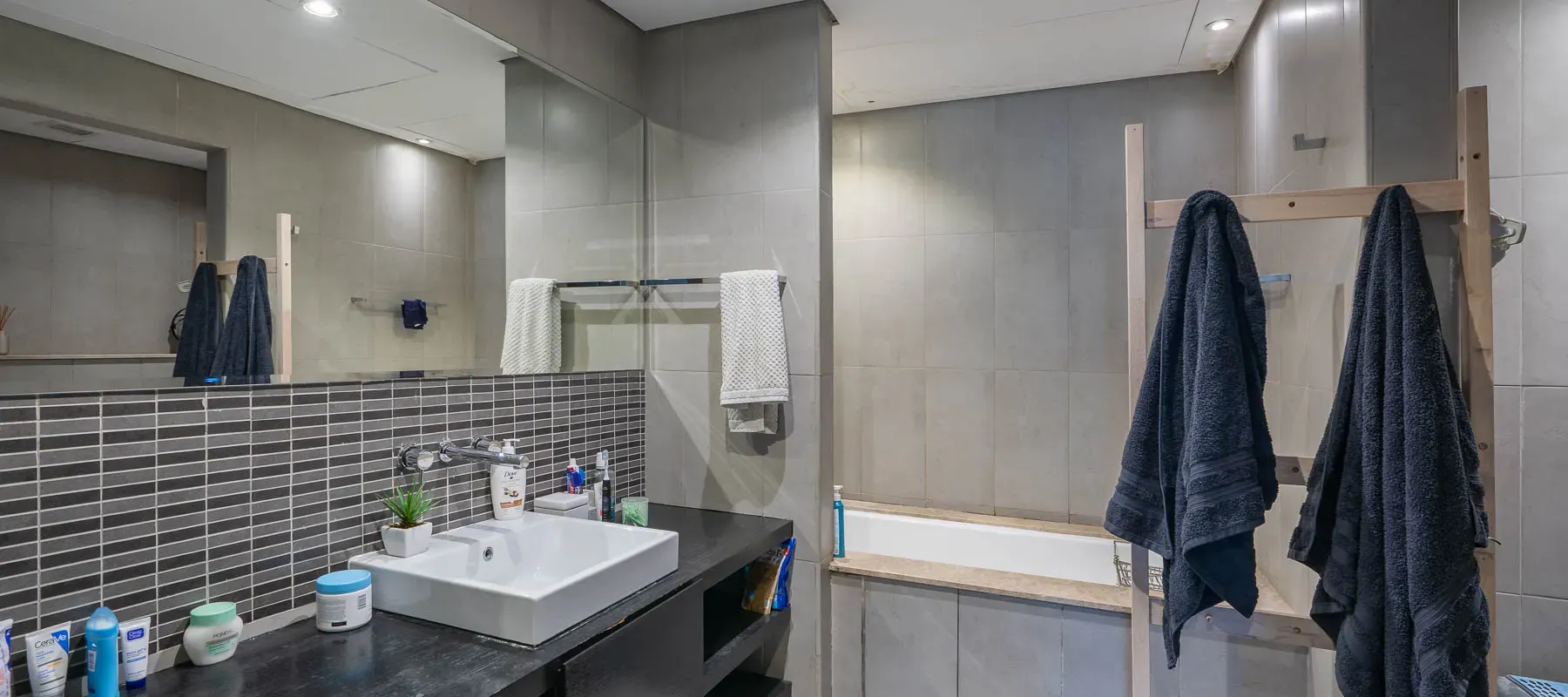 Cluster E, Cluster E, Jumeirah Heights, Dubai, United Arab Emirates - Exclusive Links