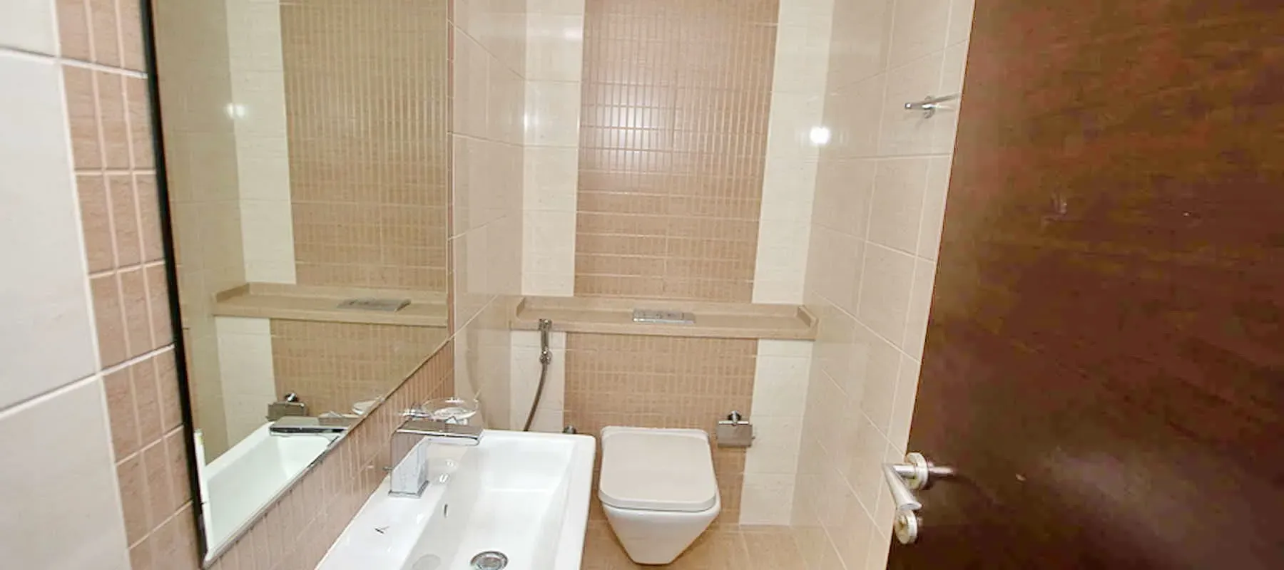Botanica Tower, Dubai Marina, Dubai - Exclusive Links