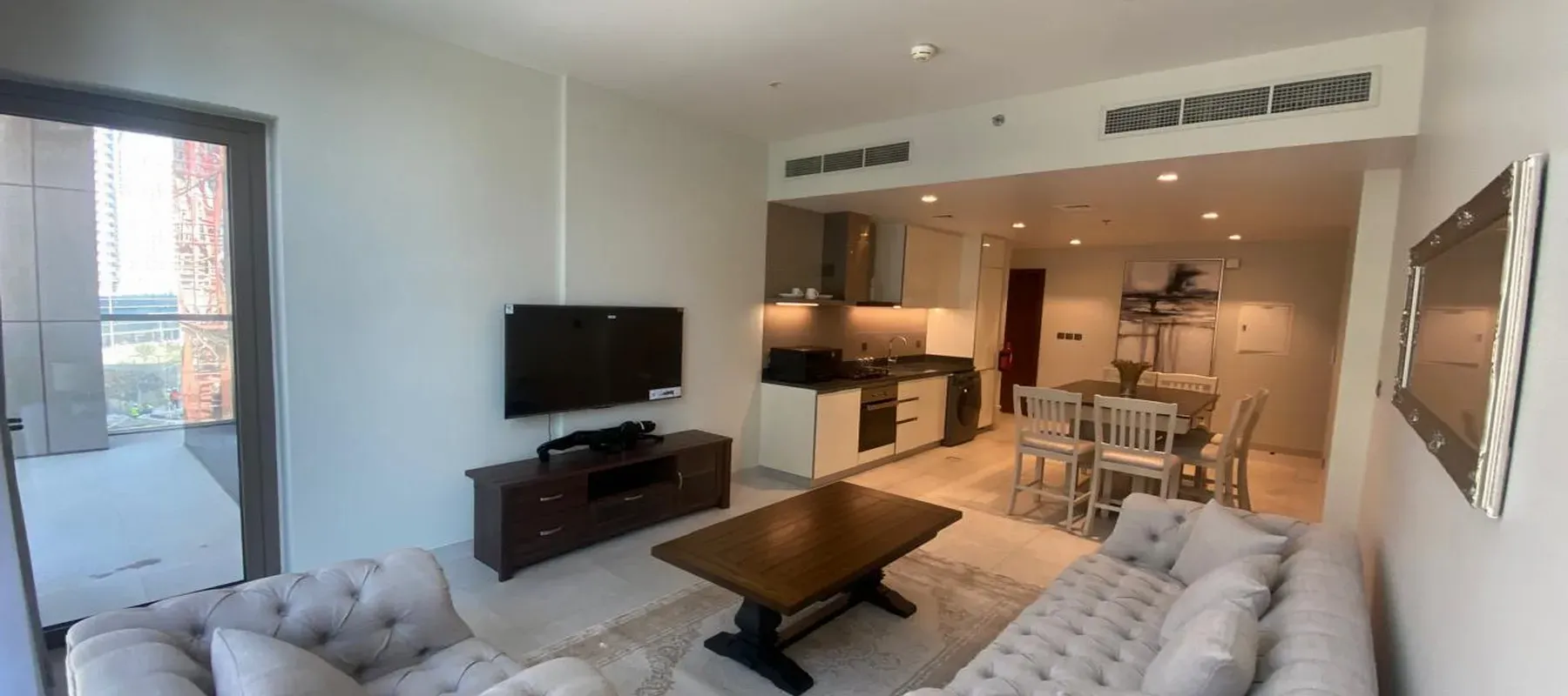 No.9, Dubai Marina, Dubai - Exclusive Links
