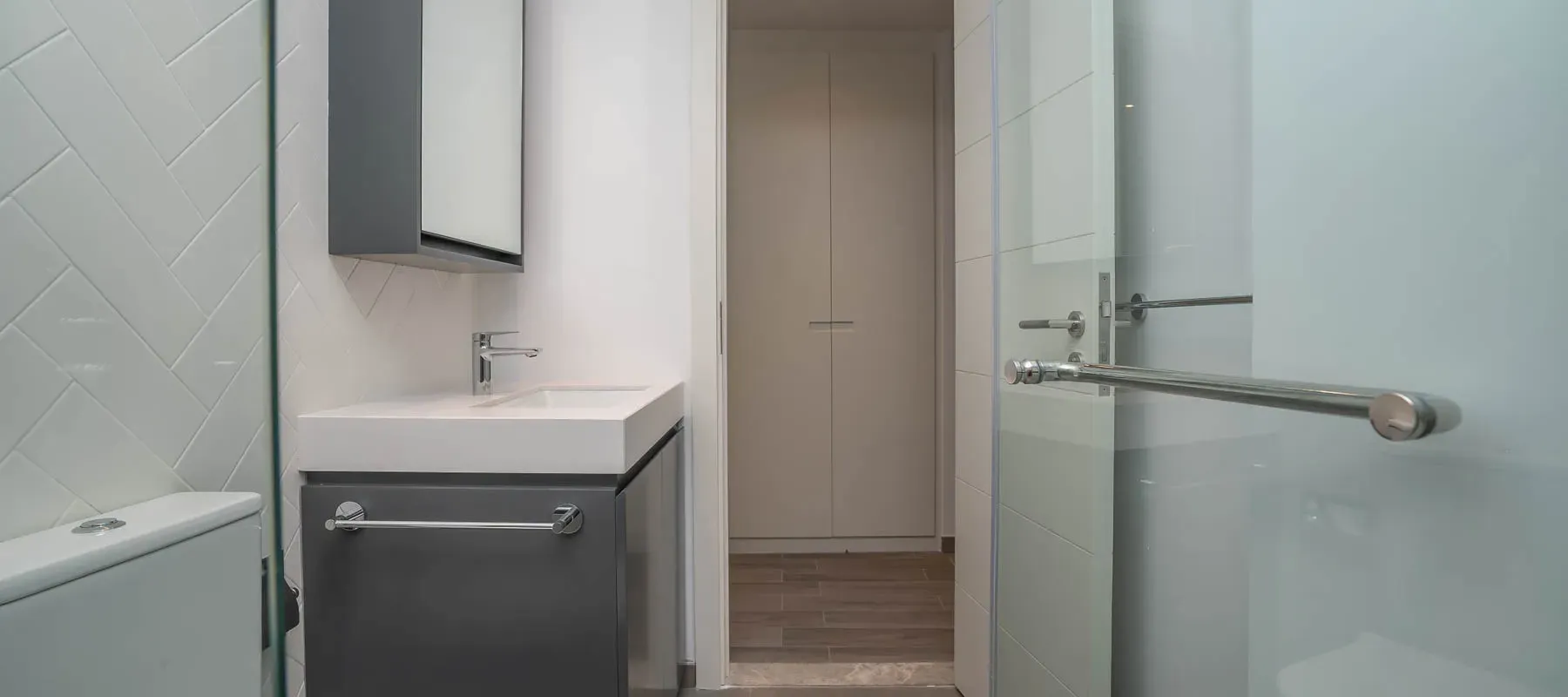 Belgravia Square, Jumeirah Village Circle, Dubai - Exclusive Links
