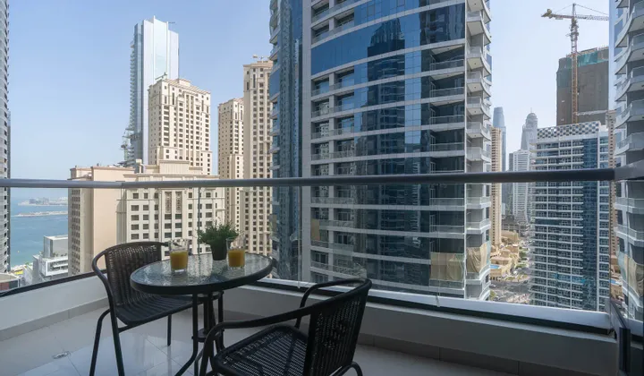 1 bedroom apartment For Sale - Exclusive Links
