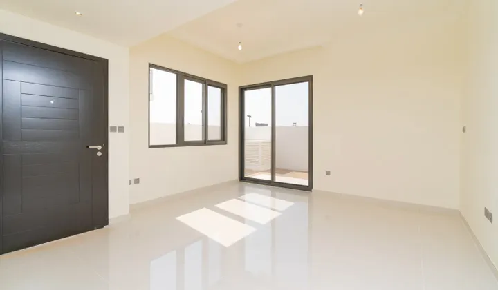 3 bedroom townhouse To Let - Exclusive Links
