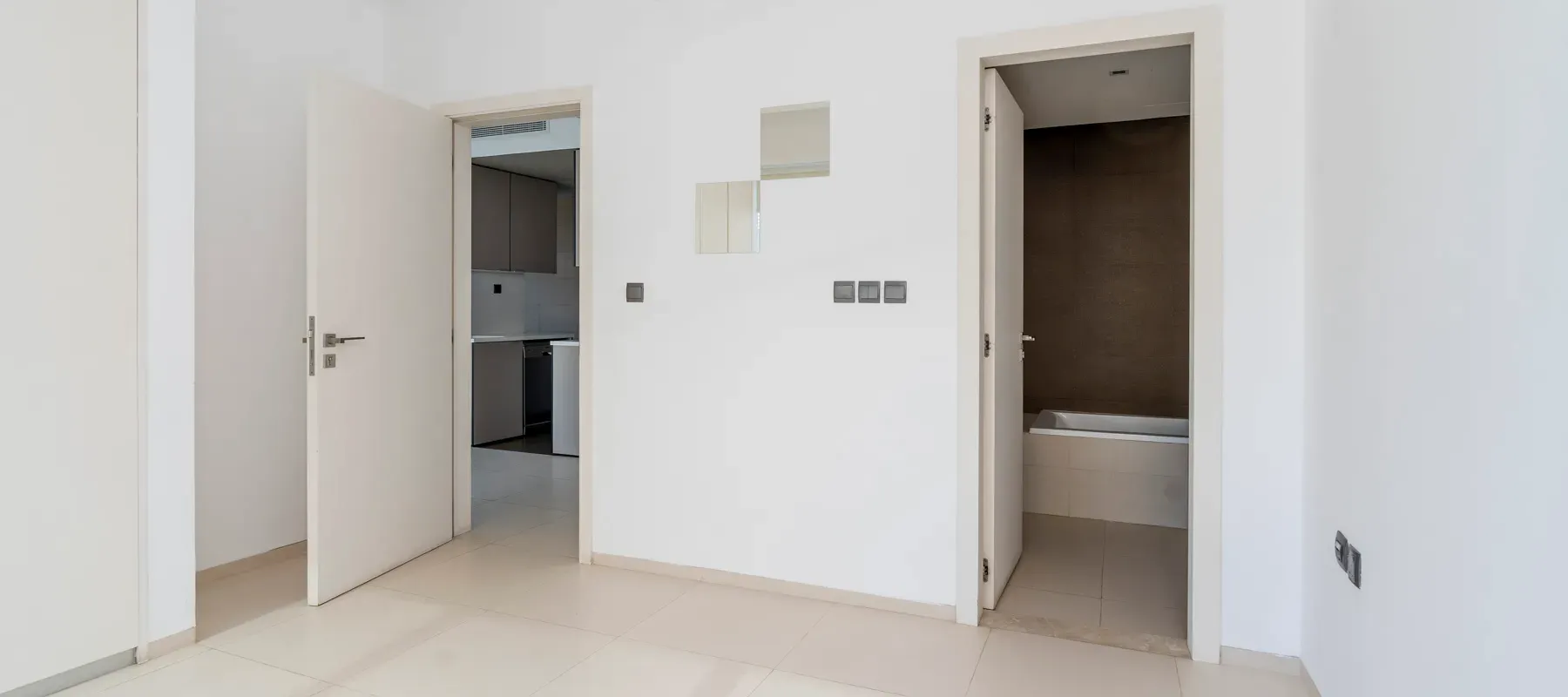 West Avenue Tower, Dubai Marina, Dubai - Exclusive Links