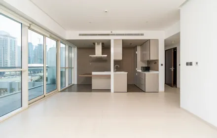 West Avenue Tower, Dubai Marina, Dubai -  Exclusive Links