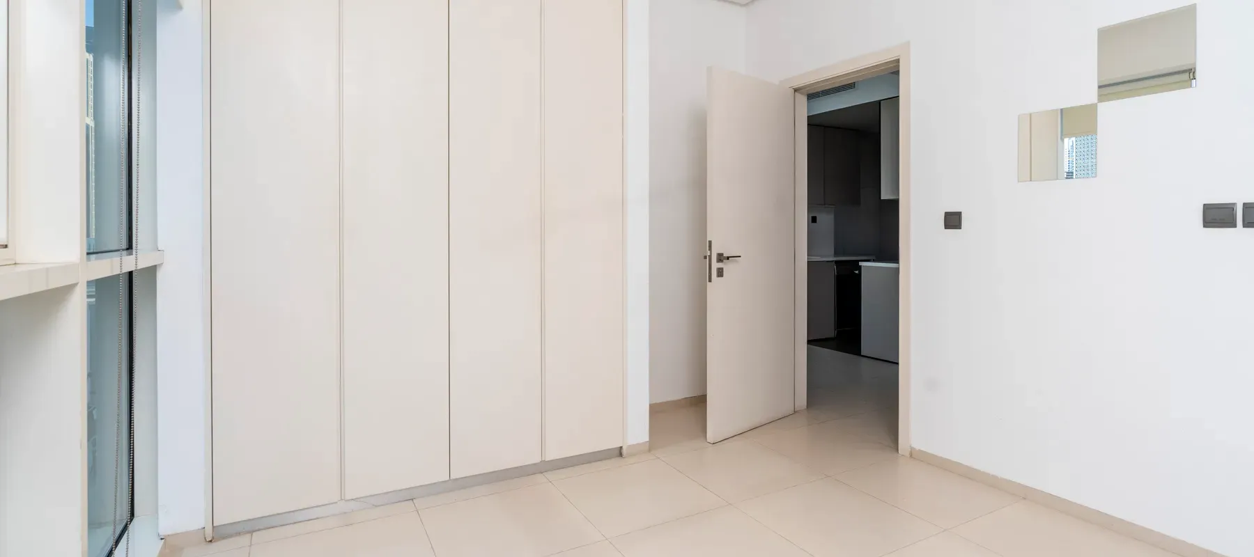 West Avenue Tower, Dubai Marina, Dubai - Exclusive Links