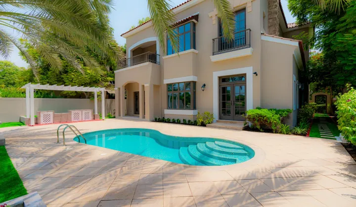 5 bedroom villa To Let - Exclusive Links