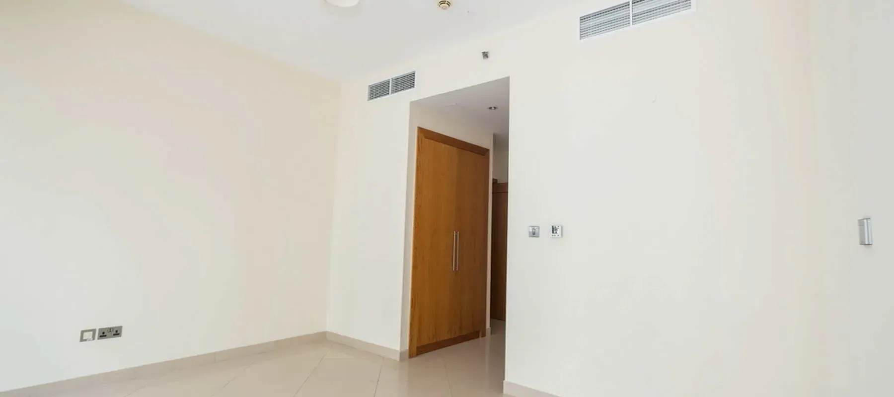 Trident Grand Residence, Dubai Marina, Dubai - Exclusive Links