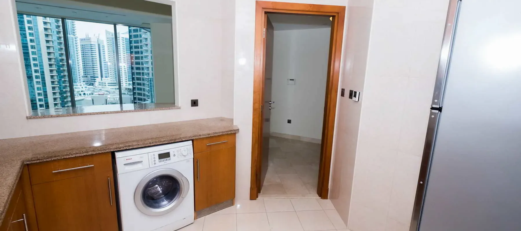 Trident Grand Residence, Dubai Marina, Dubai - Exclusive Links