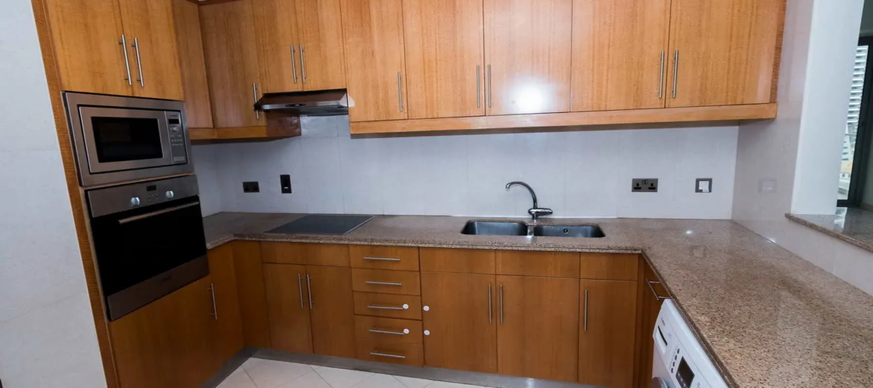 Trident Grand Residence, Dubai Marina, Dubai - Exclusive Links