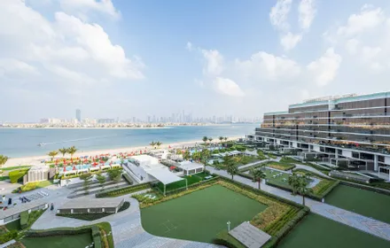 The 8, The Crescent, Palm Jumeirah, Dubai -  Exclusive Links