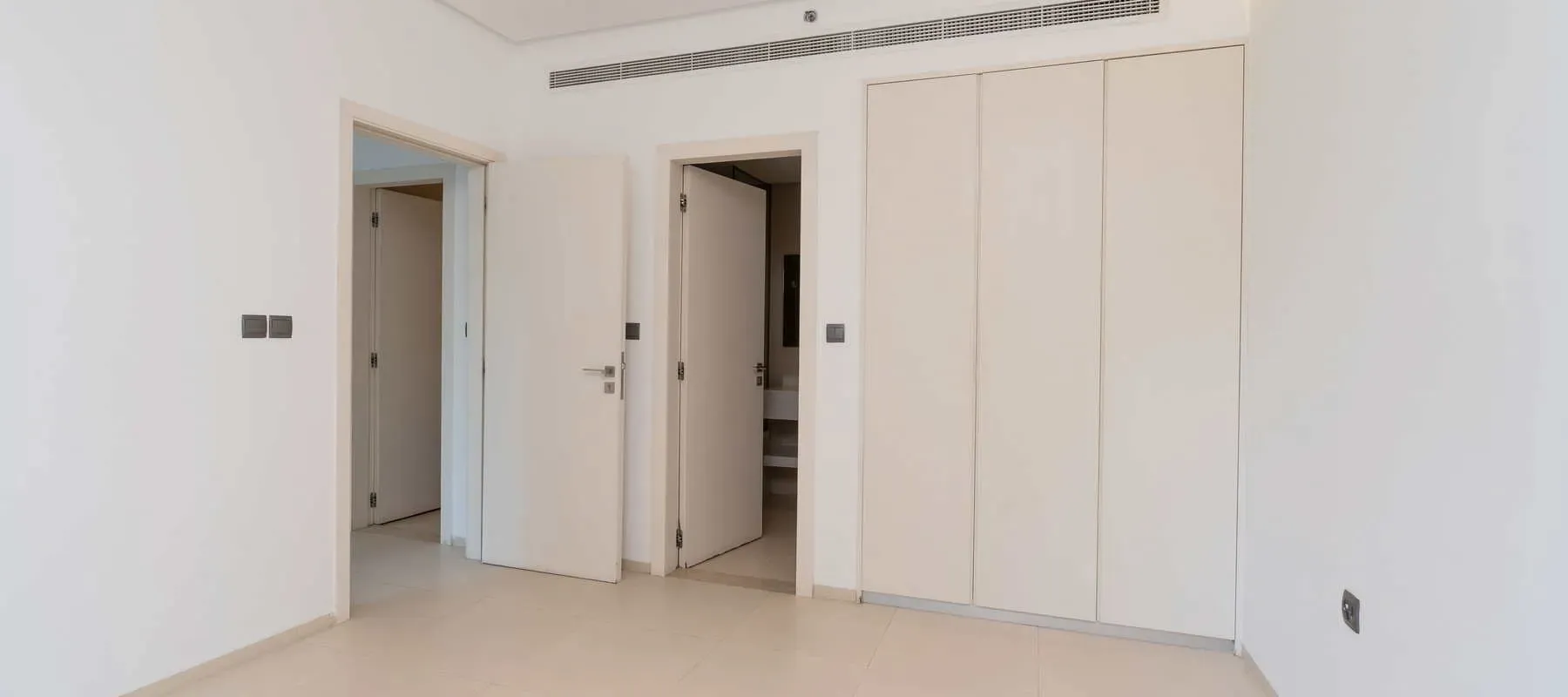 West Avenue Tower, Dubai Marina, Dubai - Exclusive Links