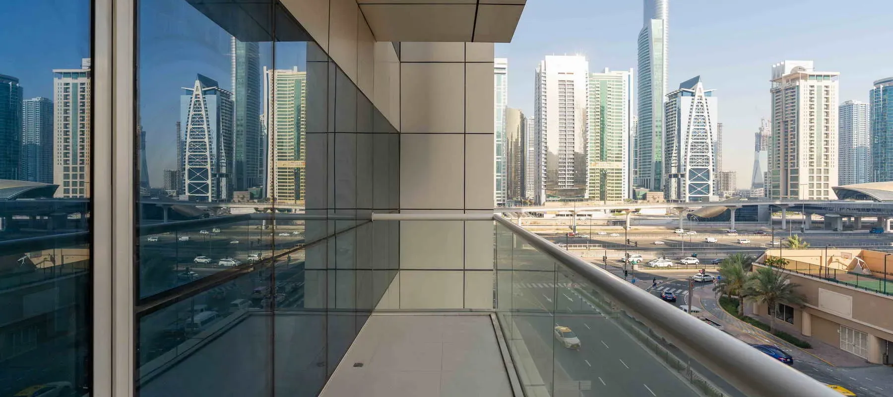 West Avenue Tower, Dubai Marina, Dubai - Exclusive Links