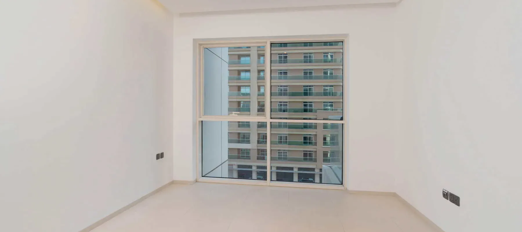 West Avenue Tower, Dubai Marina, Dubai - Exclusive Links