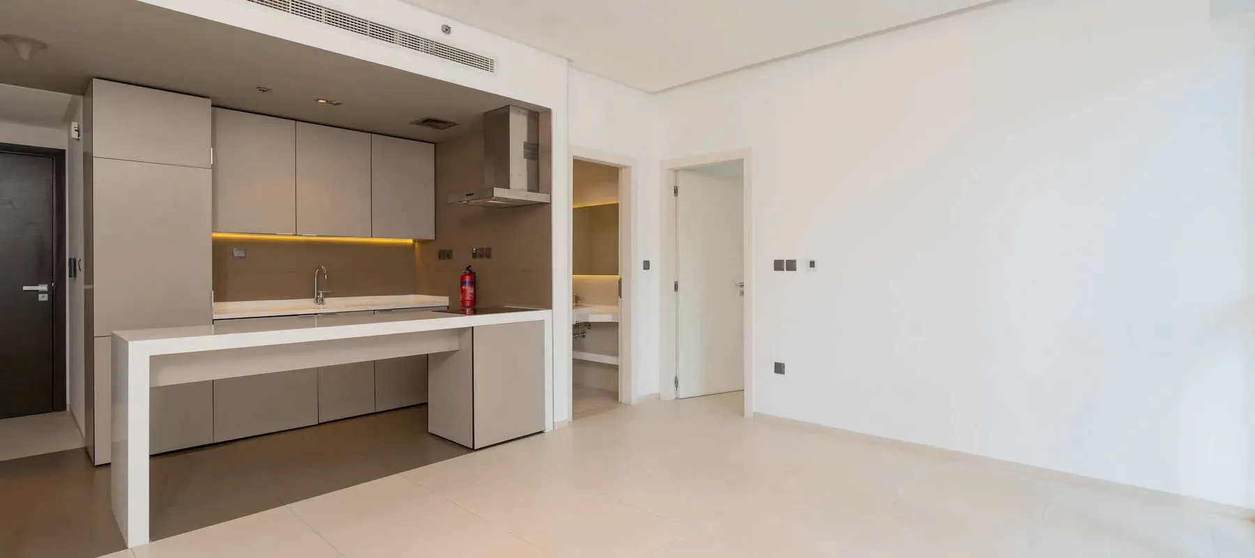 West Avenue Tower, Dubai Marina, Dubai - Exclusive Links