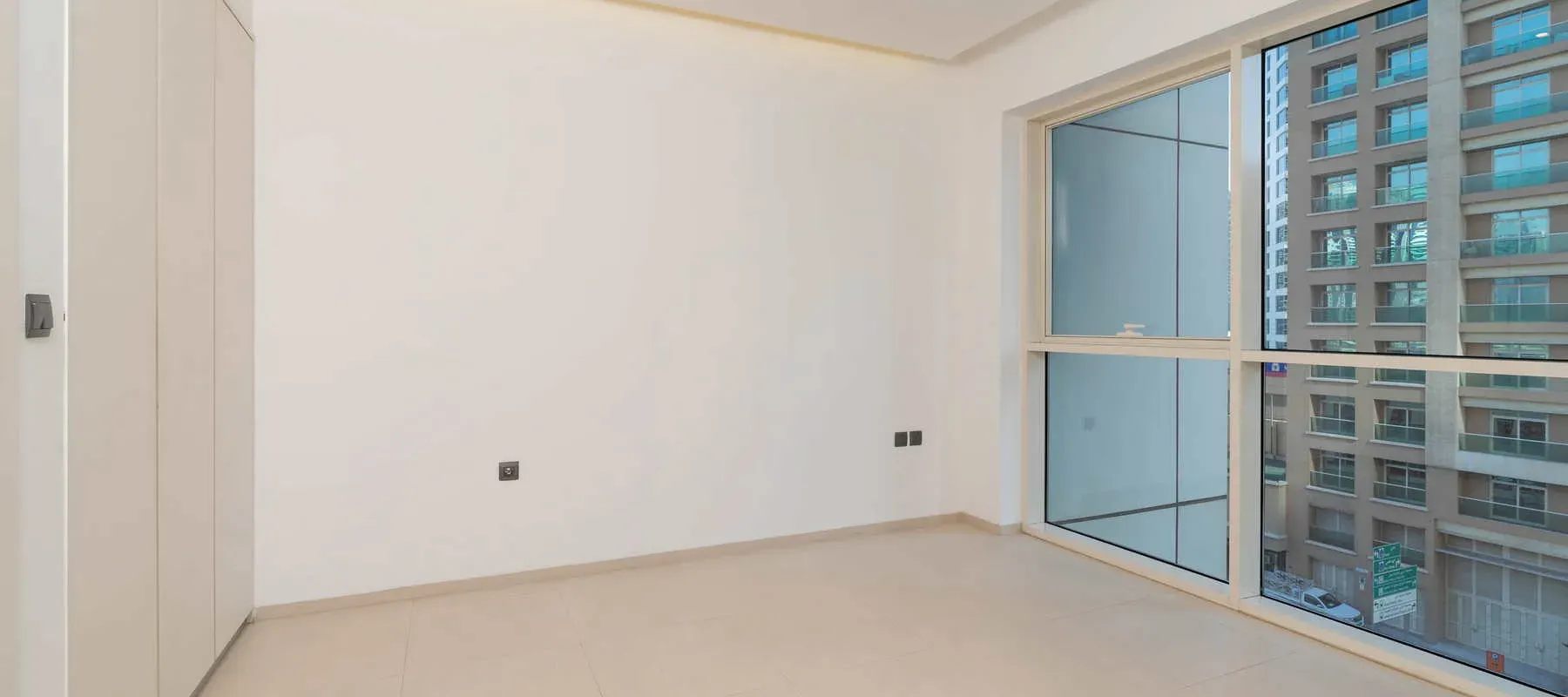 West Avenue Tower, Dubai Marina, Dubai - Exclusive Links