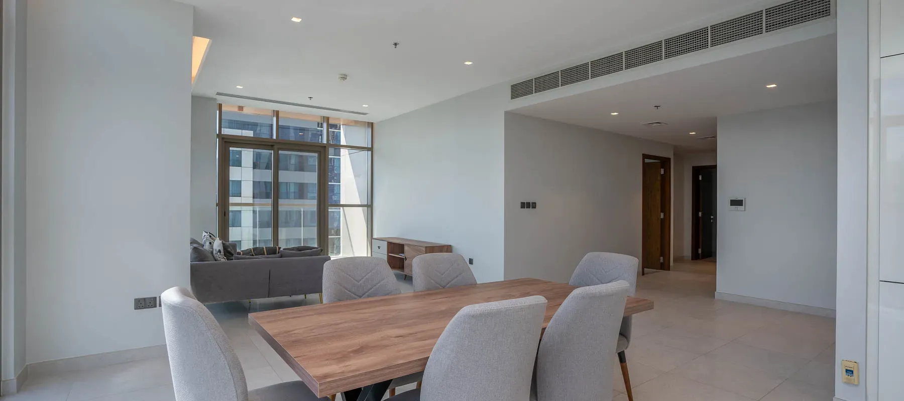 No.9, Dubai Marina, Dubai - Exclusive Links