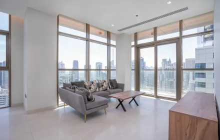No.9, Dubai Marina, Dubai -  Exclusive Links
