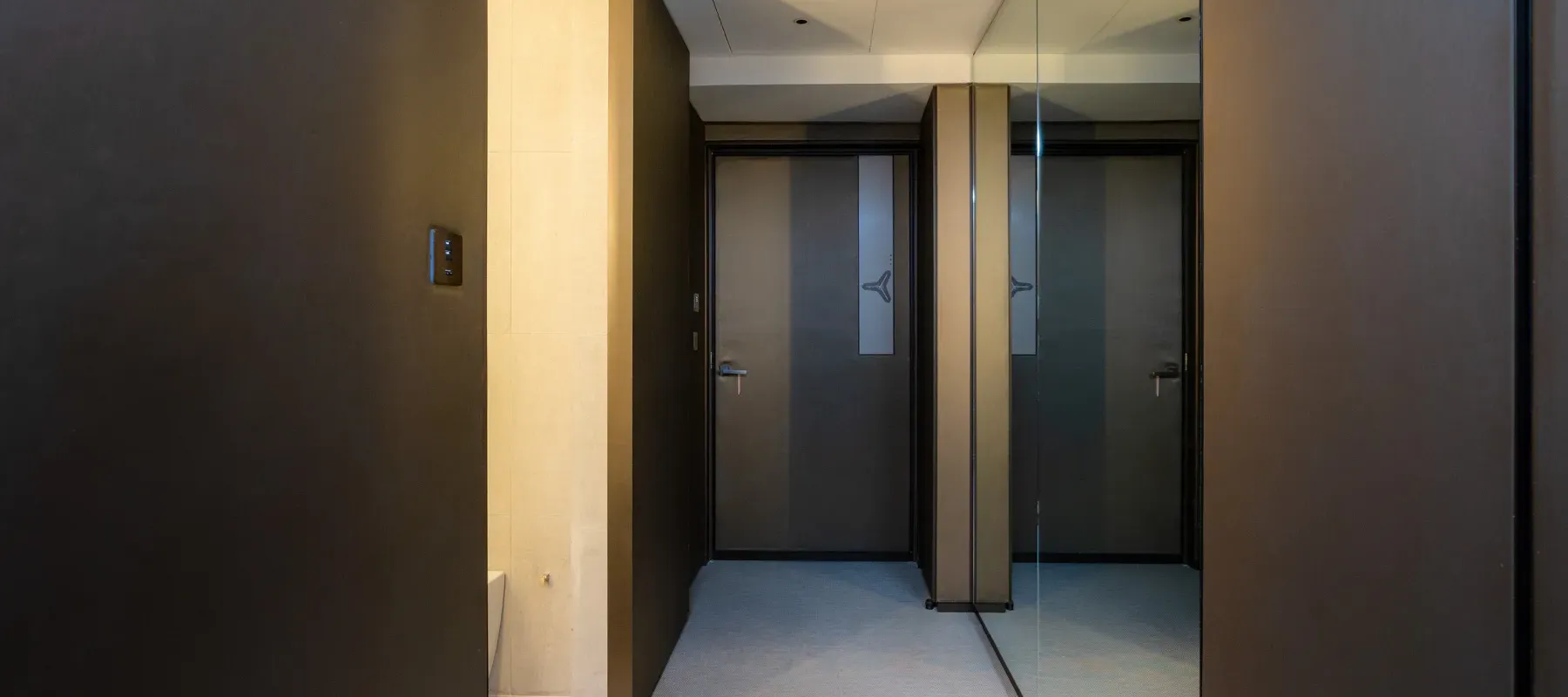 Armani Residence, Burj Khalifa Area, Downtown Dubai, Dubai - Exclusive Links