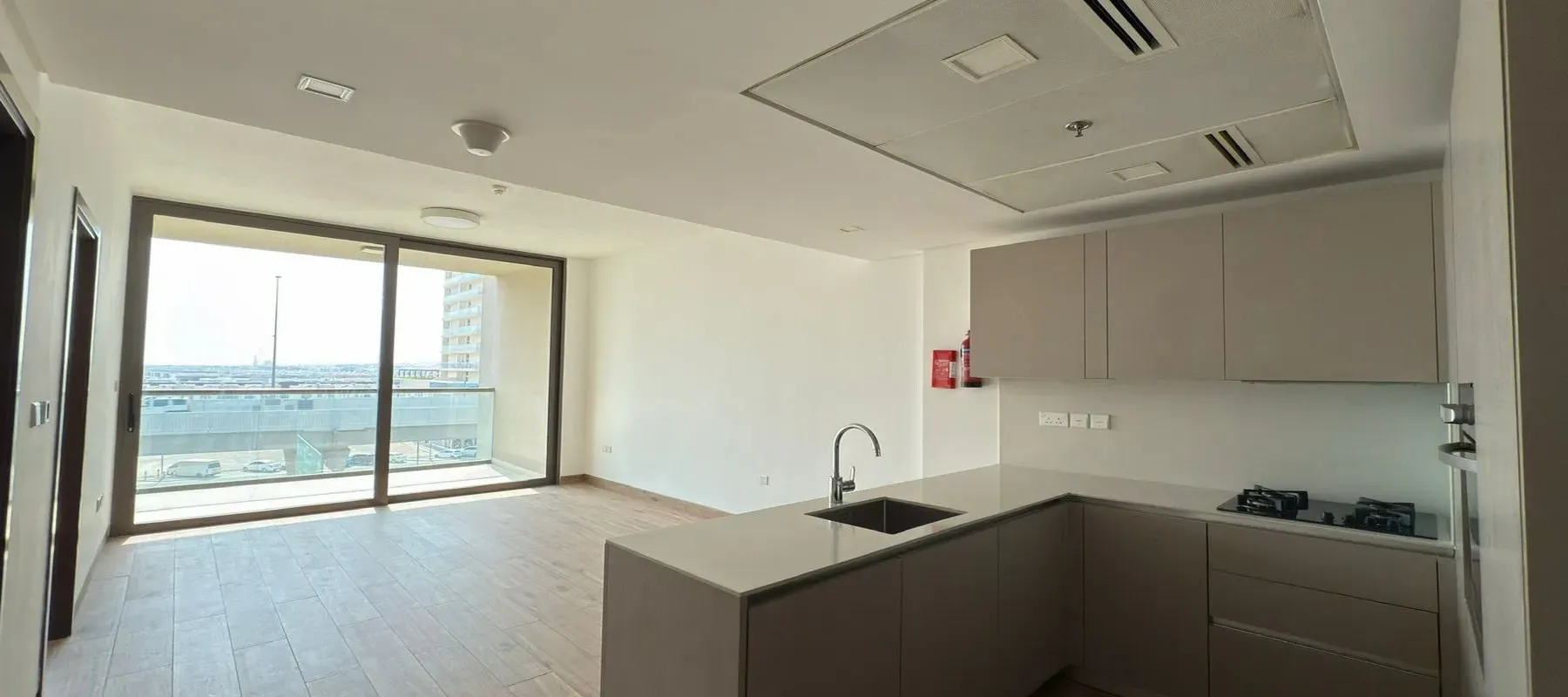 East 40, Al Furjan, Dubai - Exclusive Links