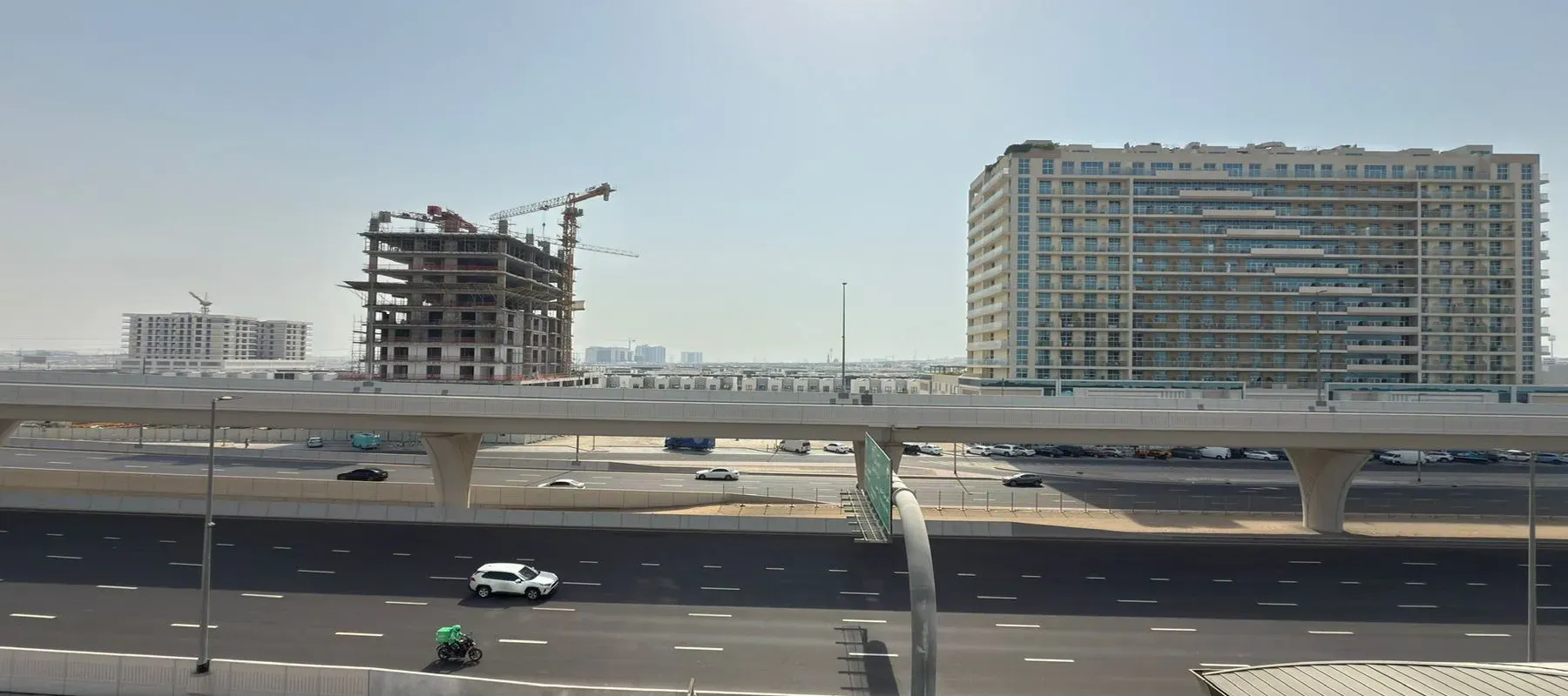 East 40, Al Furjan, Dubai - Exclusive Links