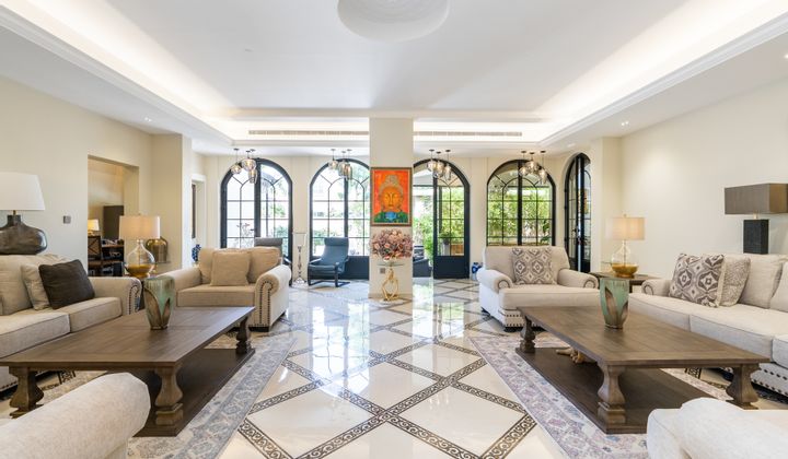 Modern Design | Corner Plot | VOT - Exclusive Links