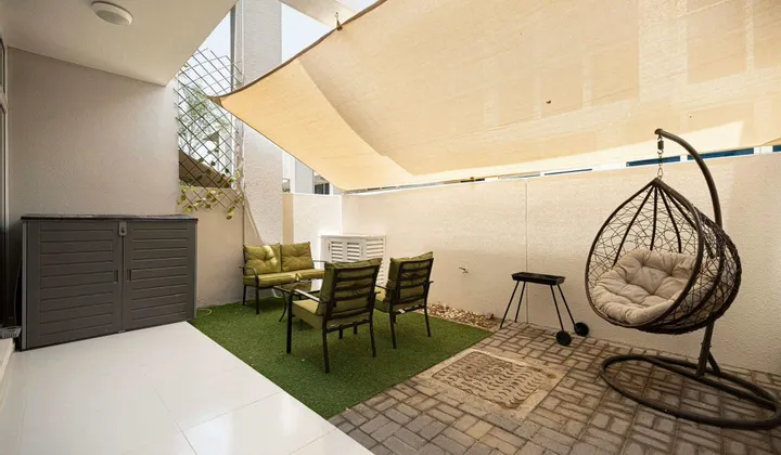 3 bedroom townhouse For Sale - Exclusive Links