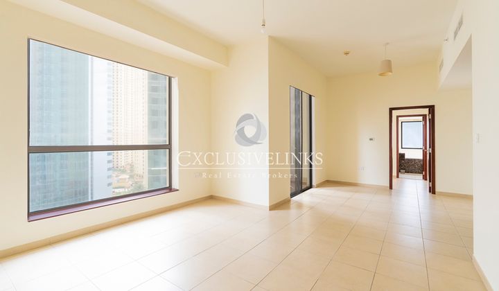 Managed | Bright and Spacious | Close to Beach - Exclusive Links