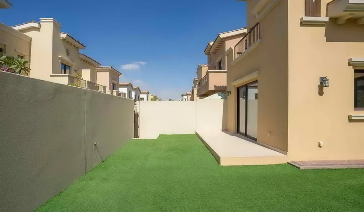 4 bedroom villa For Sale - Exclusive Links