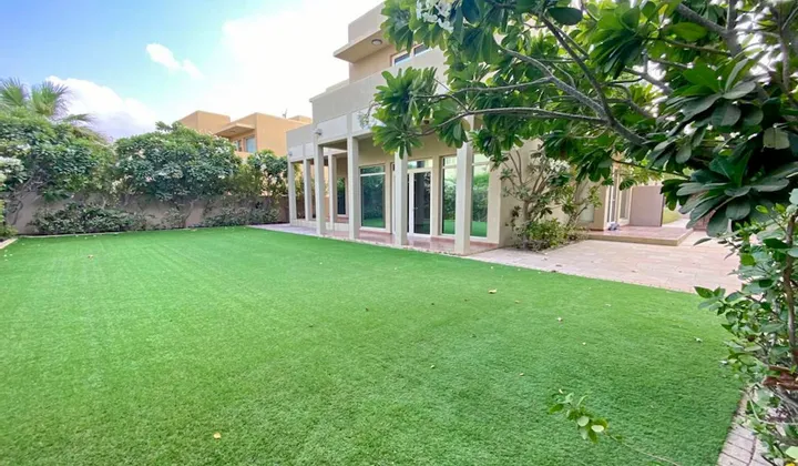 3 bedroom villa For Sale - Exclusive Links