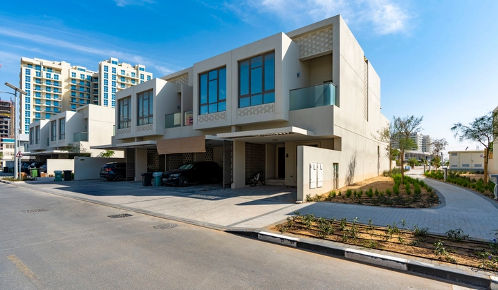 4 bedroom townhouse to rent - Exclusive Links - undefined